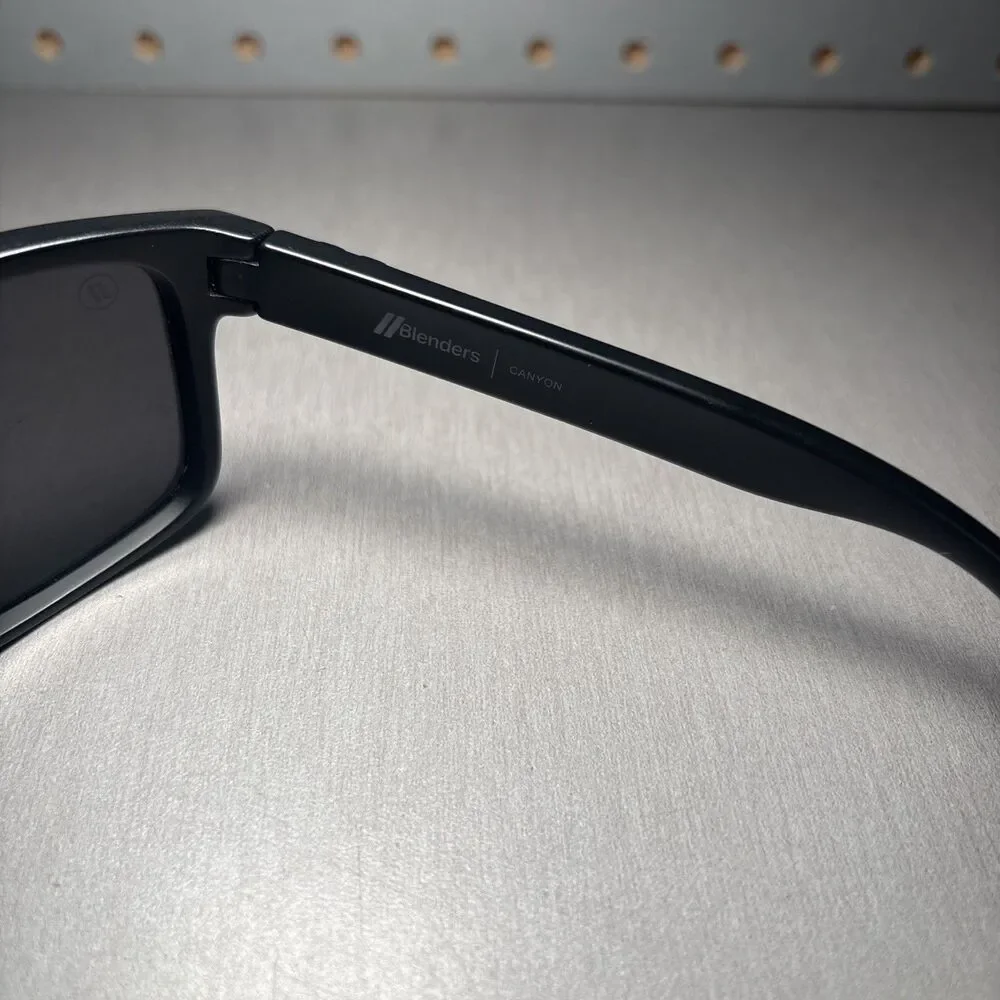 Blenders Black Tundra Polarized Sunglasses CAT.3 Shades